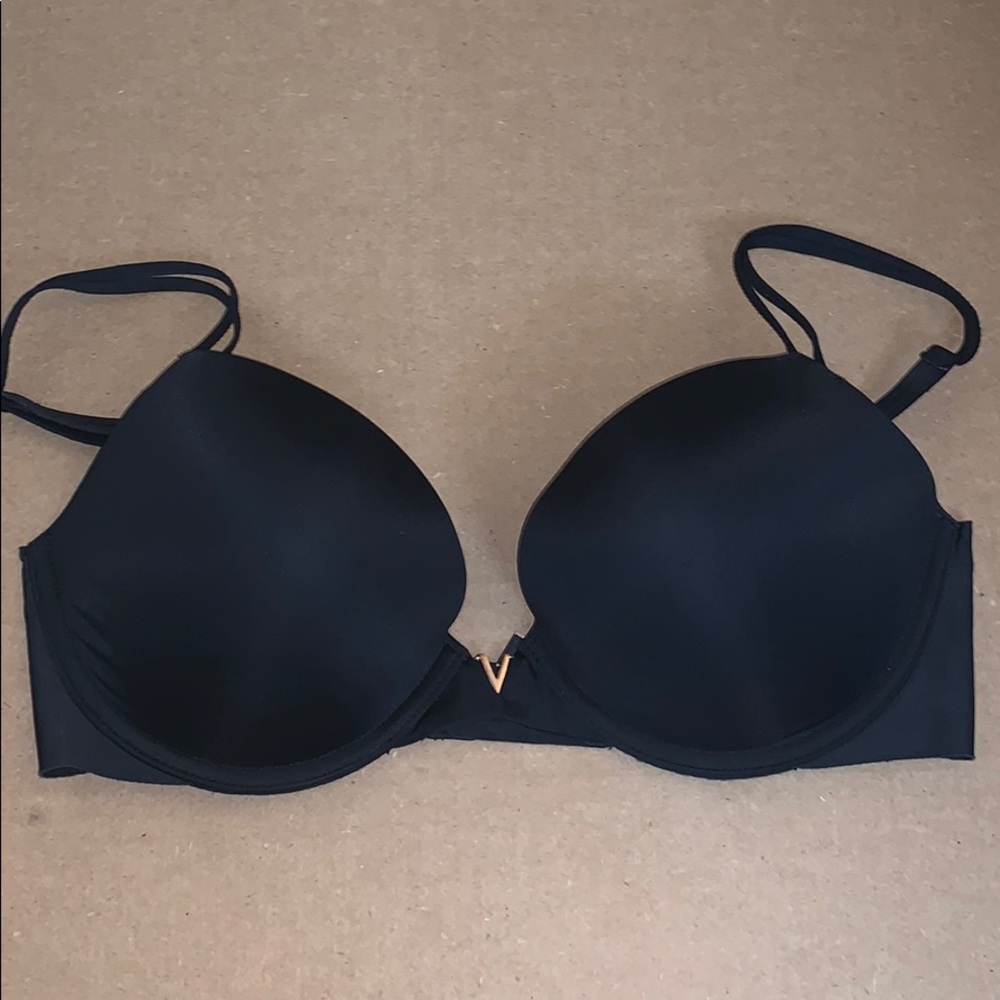 Victoria’s Secret Sexy Illusions Push Up 32D